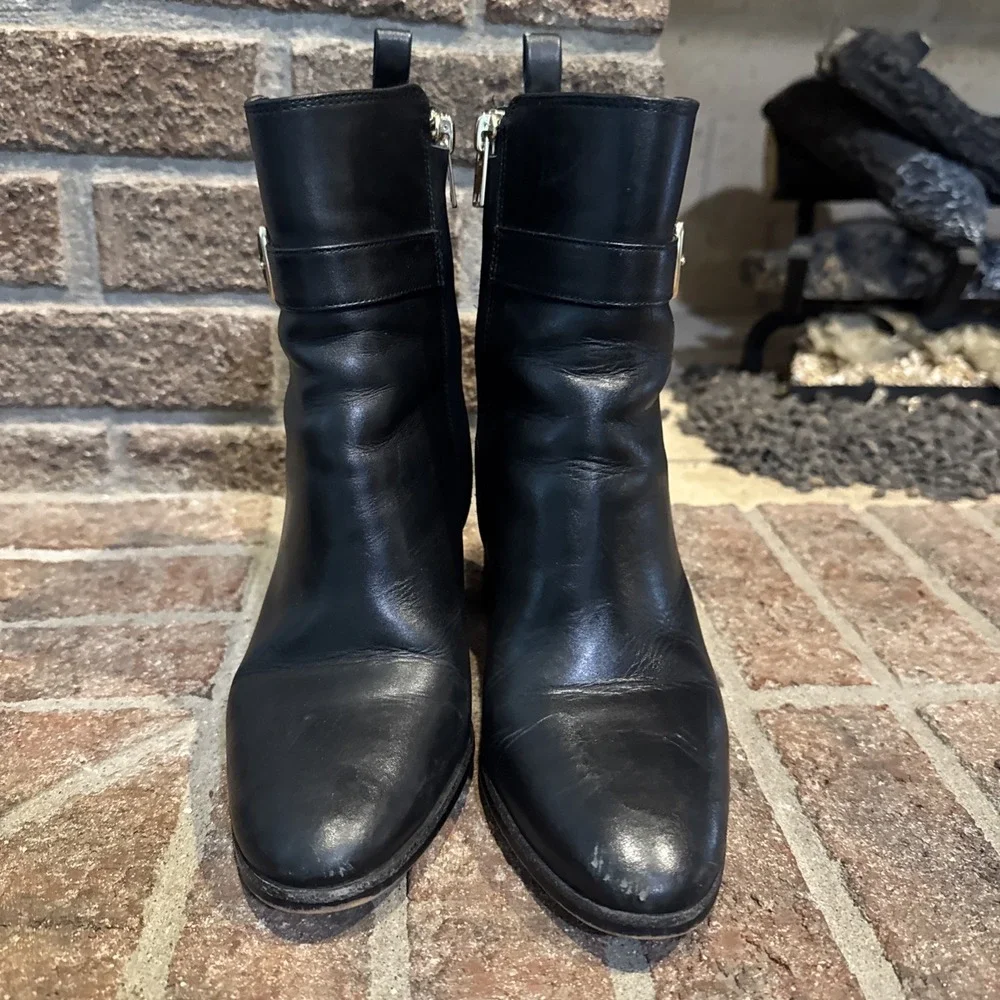 Coach Olivia Black Leather Bootie Block Heel Women's‎ Size 6.5B